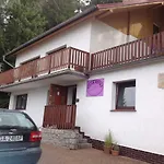 Retro Mozliwosc Wynajecia Calego Budynku Homestay szállás