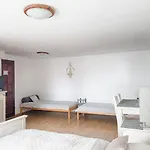 Retro Mozliwosc Wynajecia Calego Budynku Alloggio in famiglia