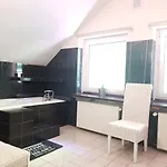 Retro Mozliwosc Wynajecia Calego Budynku *