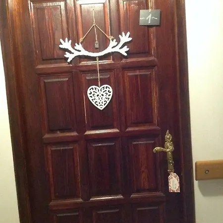 Retro Mozliwosc Wynajecia Calego Budynku * Карпач